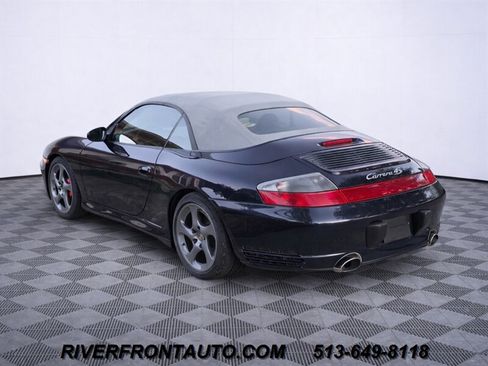 Used 2004 Porsche 911 Carrera RWD image 3