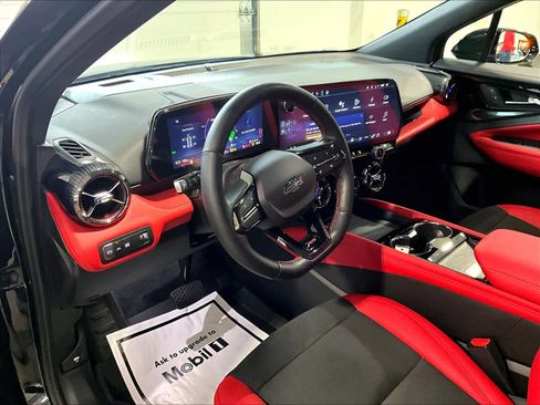 Used 2025 Chevrolet Blazer EV RS image 8