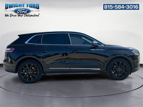 Used 2021 Lincoln Nautilus Reserve w/ Monochromatic Package image 6