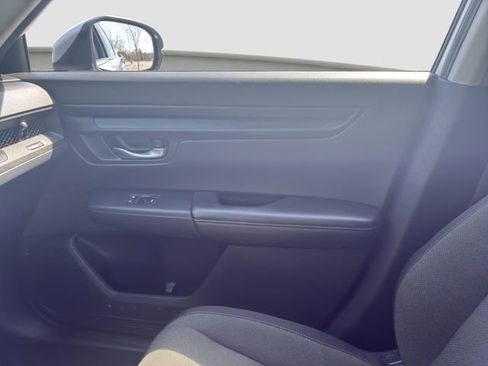 Used 2025 Honda CR-V EX image 17