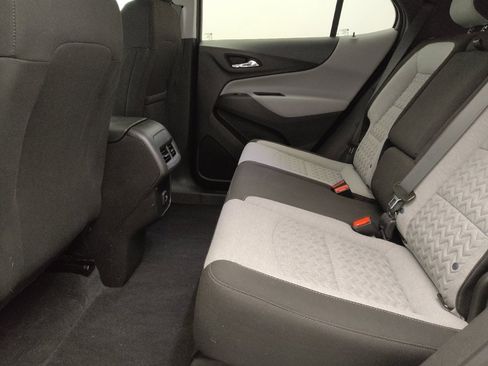 Used 2023 Chevrolet Equinox LS w/ LS Convenience Package image 18