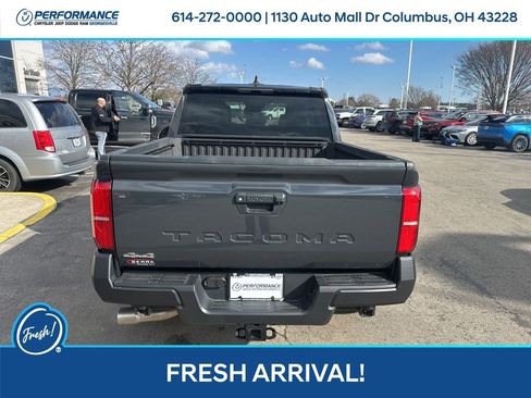 Used 2024 Toyota Tacoma SR image 5