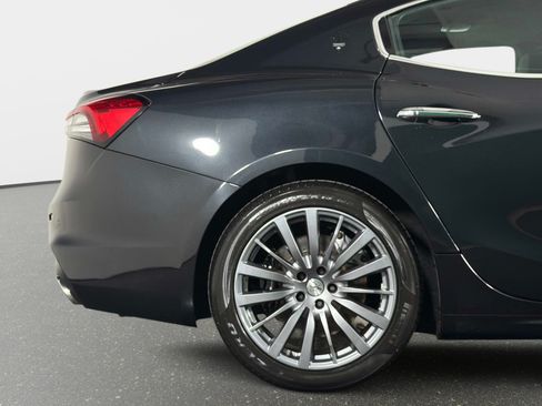 Used 2022 Maserati Ghibli Modena Q4 AWD/4WD image 4