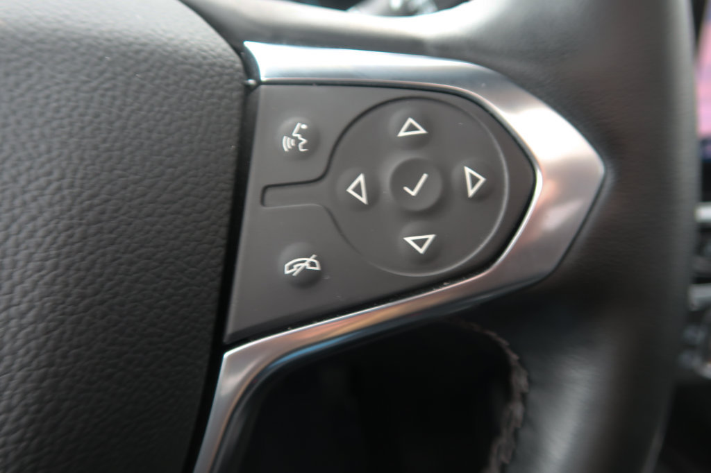 Used 2023 Chevrolet Traverse RS AWD/4WD image 33