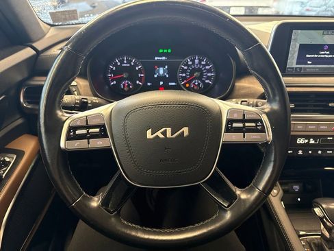 Used 2022 Kia Telluride SX w/ SX Prestige Package AWD/4WD image 19