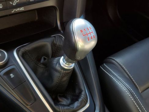 Certified 2017 Ford Focus ST w/ Equipment Group 401A image 27