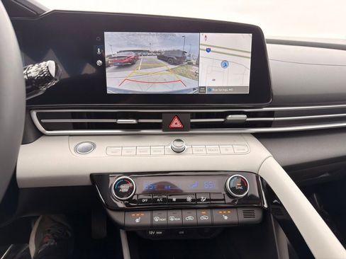Used 2025 Hyundai Elantra Limited w/ Cargo Package FWD image 18