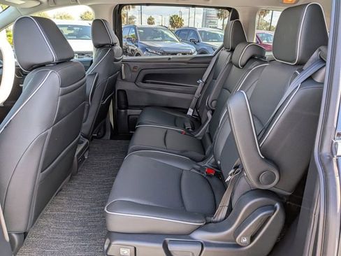 New 2026 Honda Odyssey Elite image 14