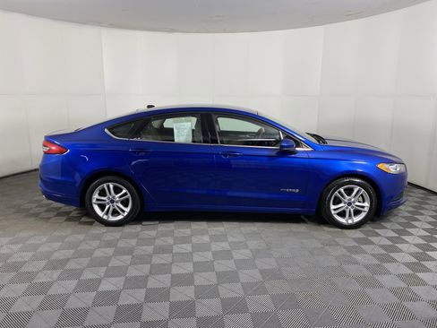 Used 2018 Ford Fusion S image 5