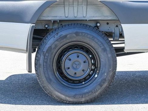 New 2025 Mercedes-Benz Sprinter 2500 image 8