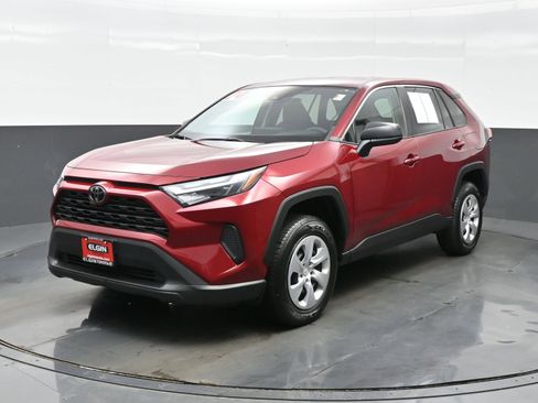 Used 2024 Toyota RAV4 LE image 2
