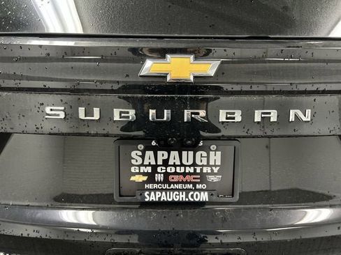 New 2025 Chevrolet Suburban Premier image 33