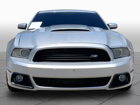Used 2014 Ford Mustang GT w/ Equipment Group 301A RWD image 4