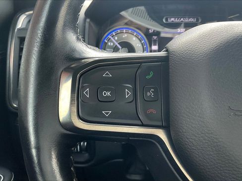 Used 2020 RAM 1500 Limited image 11