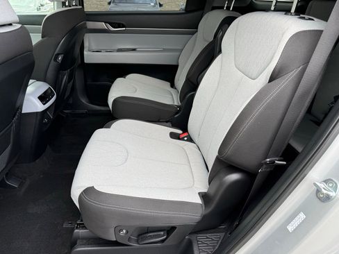 Used 2022 Hyundai Palisade SEL FWD image 31