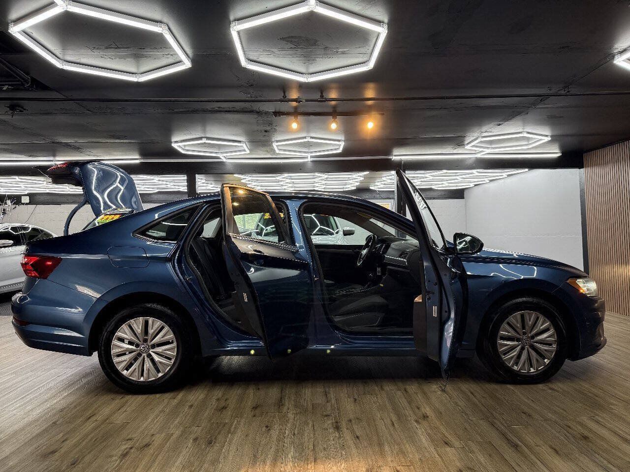 Used 2020 Volkswagen Jetta S w/ Driver Assistance Package FWD image 14