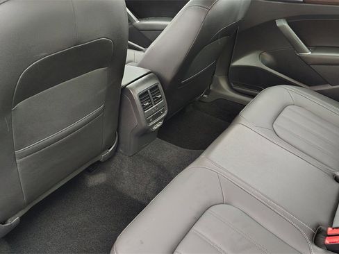 Used 2020 Volkswagen Passat 2.0T SEL image 29