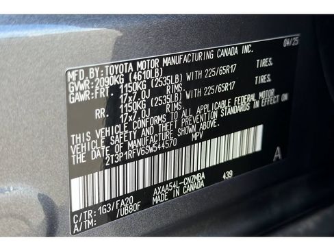 Certified 2025 Toyota RAV4 XLE AWD/4WD image 33