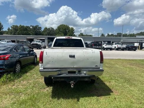 Used 2002 Chevrolet Silverado 2500 2WD Regular Cab image 8
