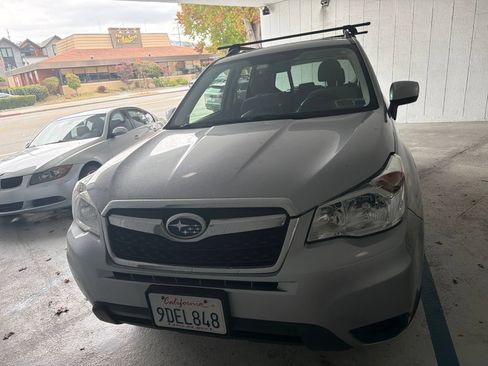 Used 2016 Subaru Forester 2.5i Premium w/ All-Weather Package AWD/4WD image 6