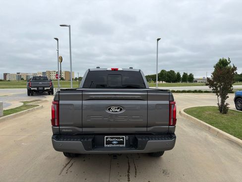 Used 2024 Ford F150 Platinum AWD/4WD image 4