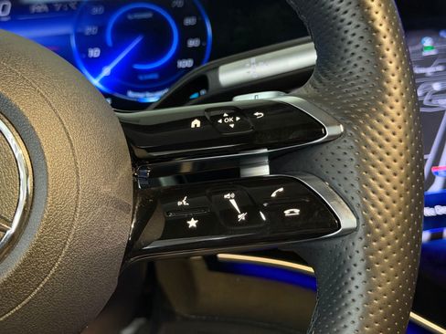 Used 2023 Mercedes-Benz EQS 580 4MATIC Sedan image 29