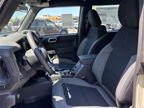 New 2025 Ford Bronco 4-Door image 11