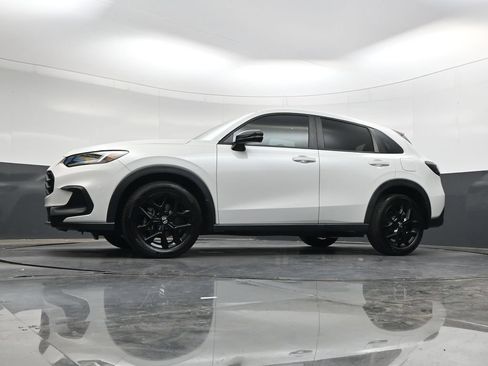 Certified 2024 Honda HR-V Sport image 32