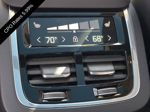 Certified 2025 Volvo XC90 B6 Plus AWD/4WD image 14