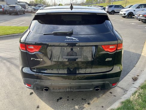 Used 2020 Jaguar F-PACE Checkered Flag image 6