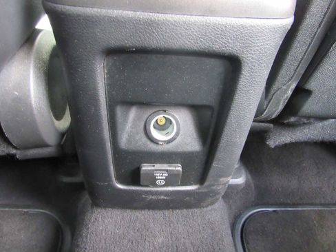 Used 2017 Dodge Journey GT w/ Flexible Seating Group image 24