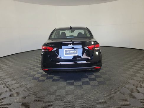 Used 2025 Nissan Versa SV w/ Trunk Package FWD image 5