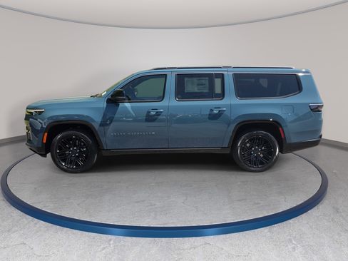 New 2026 Jeep Grand Wagoneer L Limited AWD/4WD image 8