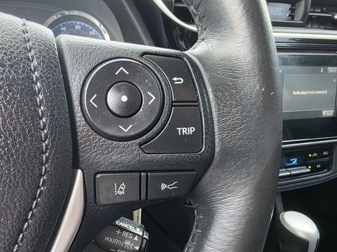 Used 2017 Toyota Corolla SE w/ Carpet Mat Package (TMS) FWD image 24