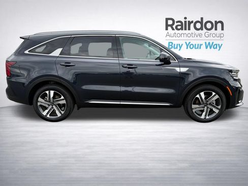 Certified 2023 Kia Sorento SX Prestige AWD/4WD image 8