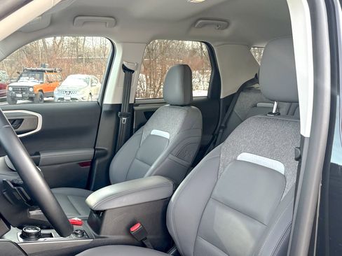 Used 2025 Ford Bronco Sport Badlands image 19