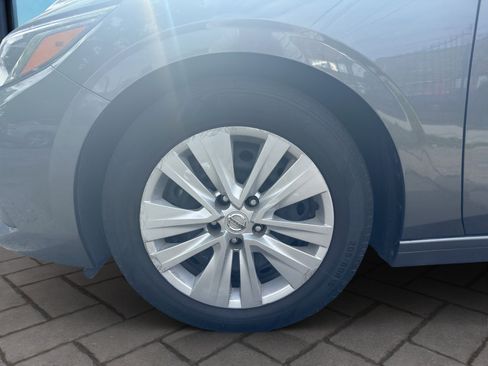 Used 2022 Nissan Sentra S image 22