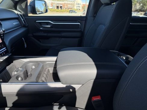 New 2026 RAM 1500 4x4 Crew Cab image 24