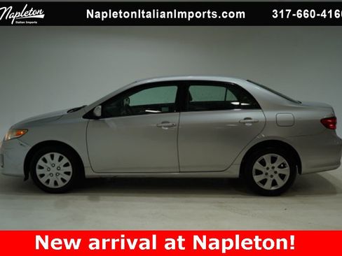 Used 2013 Toyota Corolla LE image 4
