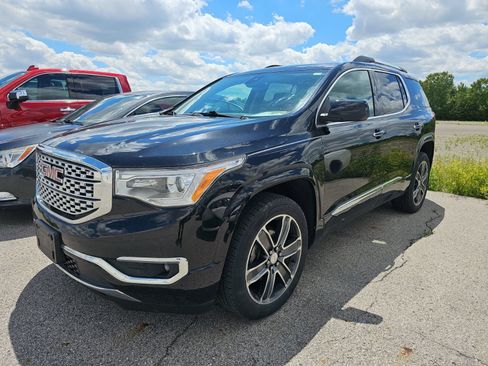 Used 2018 GMC Acadia Denali w/ Technology Package AWD/4WD image 1