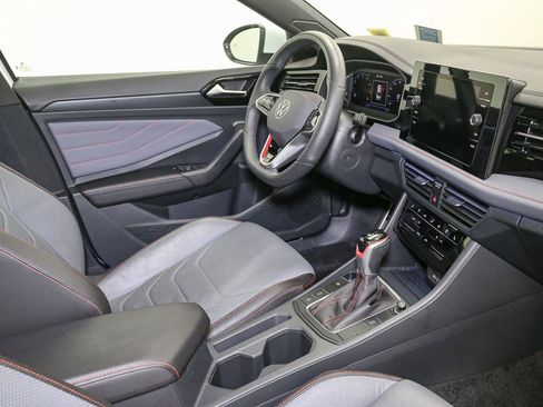 Certified 2025 Volkswagen Jetta GLI Autobahn FWD image 21