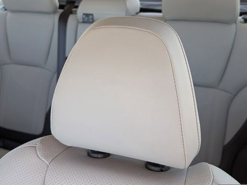Used 2024 Subaru Forester Limited AWD/4WD image 16