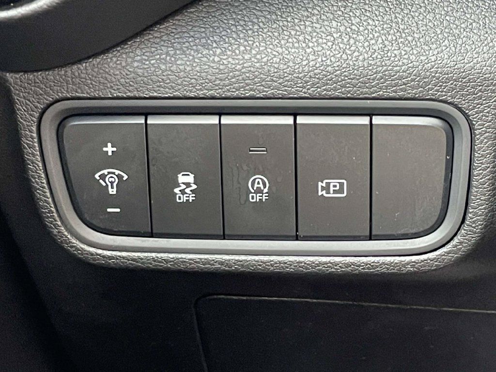 Used 2024 Kia Soul S FWD image 17