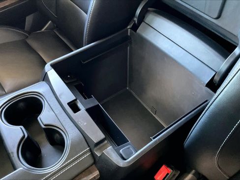 Used 2017 Chevrolet Tahoe LT image 36