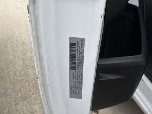 Used 2019 RAM ProMaster 2500 w/ Interior Convenience Group image 4