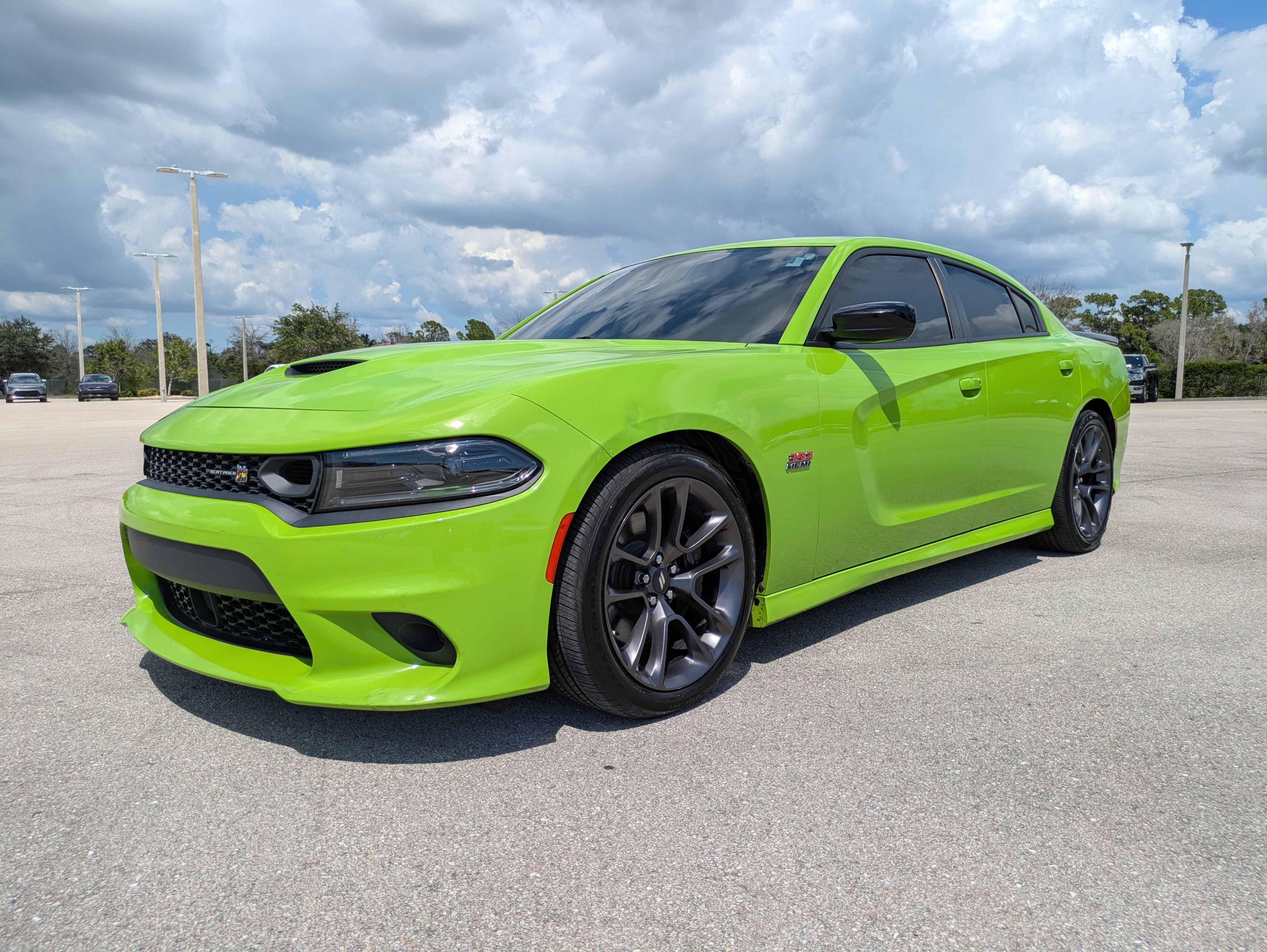 Used 2023 Dodge Charger Scat Pack w/ Technology Group RWD image 8