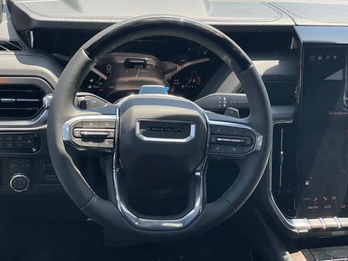 New 2026 GMC Yukon XL Denali w/ Advanced Technology Package AWD/4WD image 10