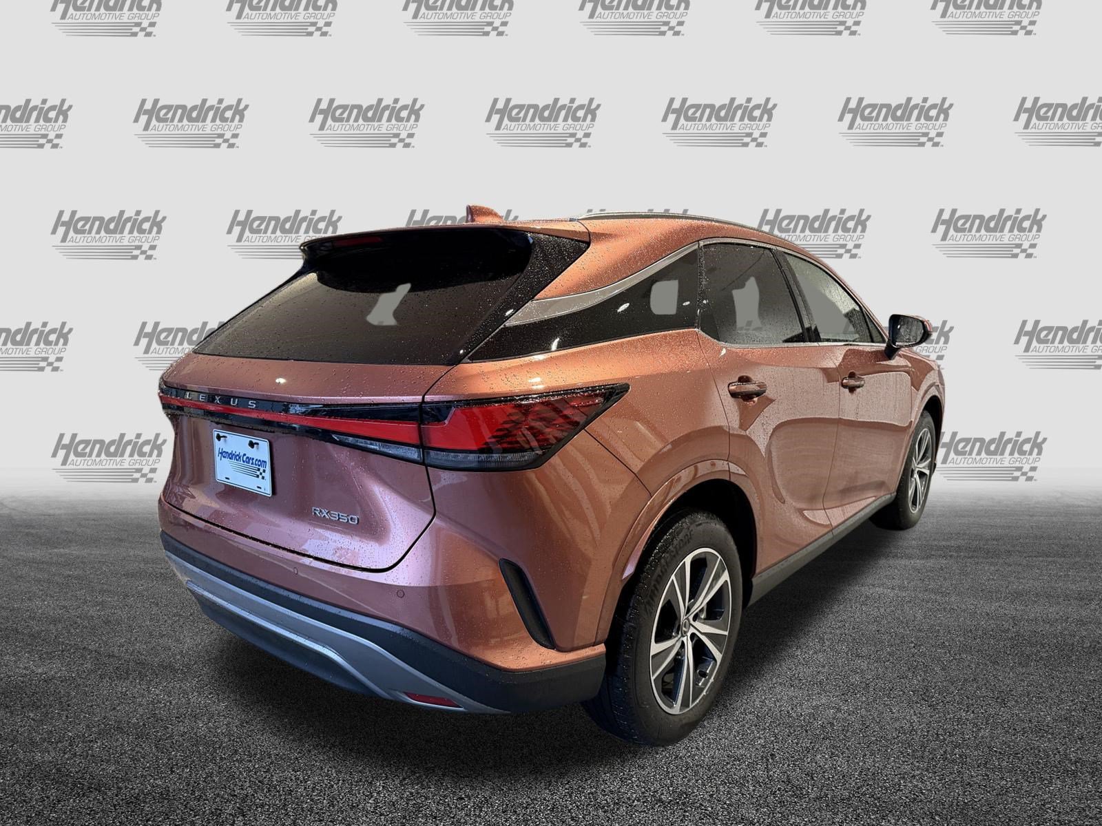 Used 2026 Lexus RX 350 Premium w/ Accessory Package (Z1) FWD image 9