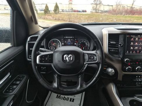 Used 2019 RAM 1500 Laramie AWD/4WD image 18