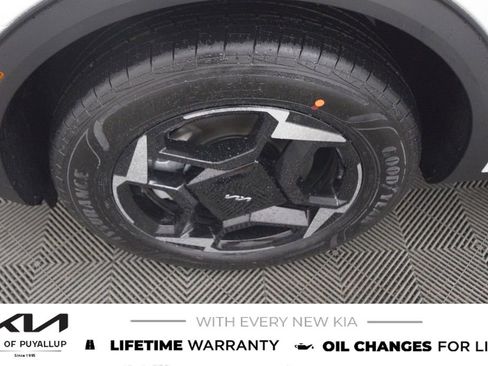 New 2026 Kia Sportage EX image 21